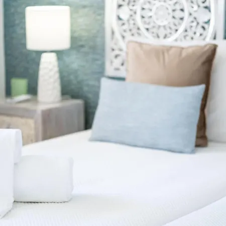 Riu - Close To Bars Shops And Restaurants בית נופש