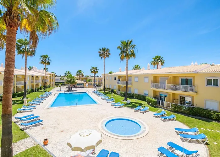 Riu - Close To Bars Shops And Restaurants Albufeira