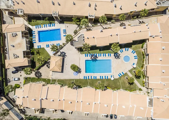 Riu - Close To Bars Shops And Restaurants Albufeira