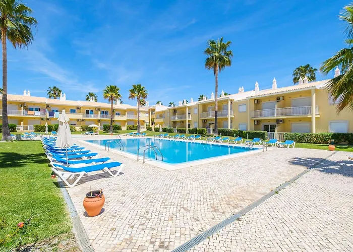 Riu - Close To Bars Shops And Restaurants * Albufeira